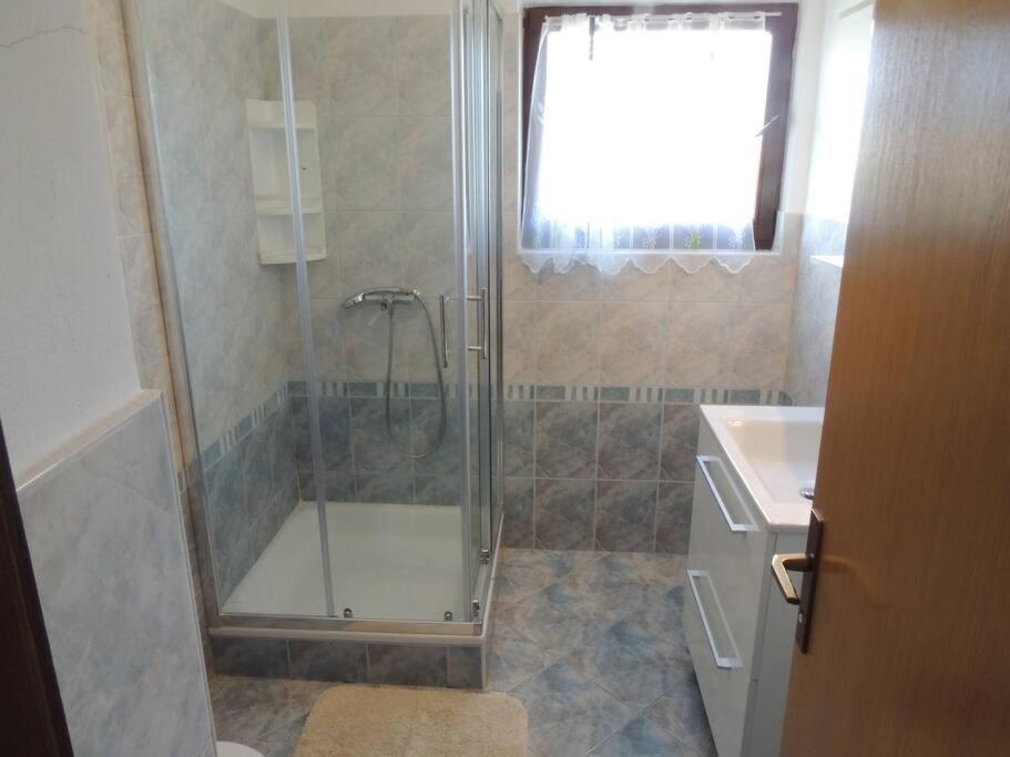 Apartamento Private Apartments, Parking, Distance 350 Meters